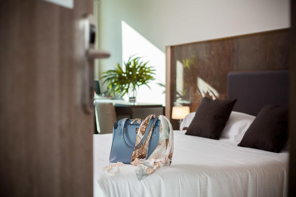 Garni House Majorana Hotell Rende Rum bild